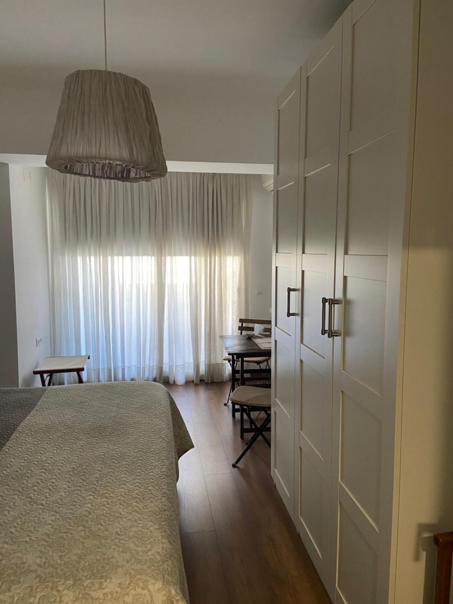 Rio Turia Apartment Valencia Exterior photo